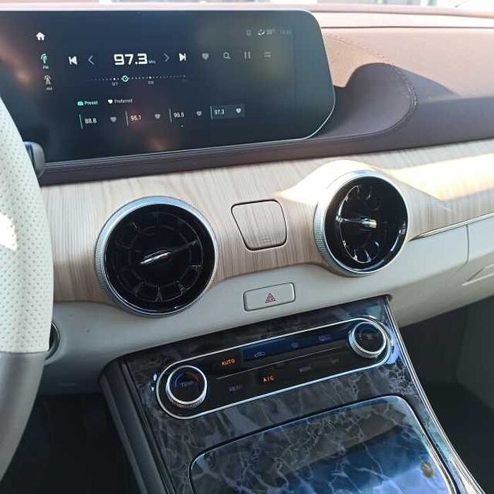 DFSK DFM Forthing 4 U-Tour