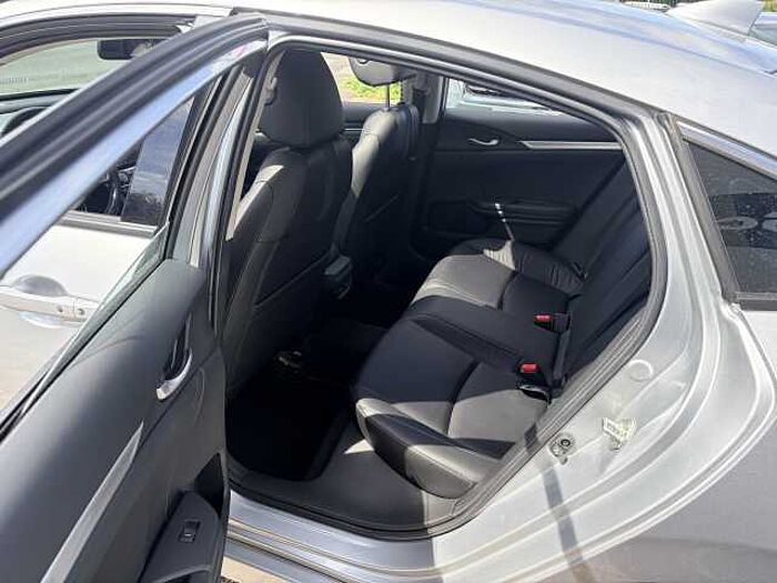Honda Civic Limousine 1.5 i-VTEC Turbo CVT Executive
