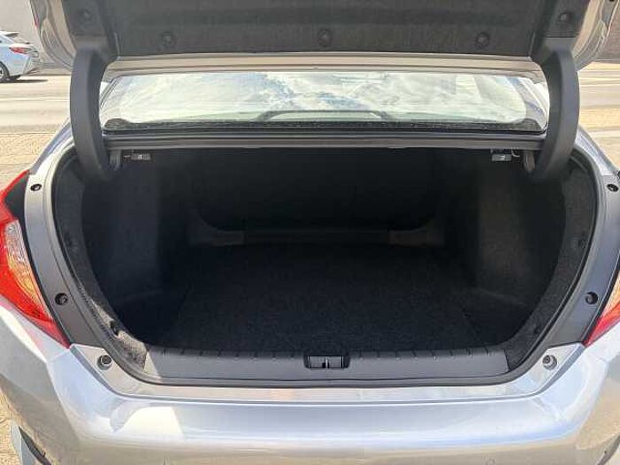 Honda Civic Limousine 1.5 i-VTEC Turbo CVT Executive